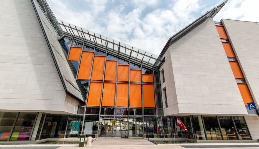 science-museum-trento Houd de zon buiten met onze zonwering