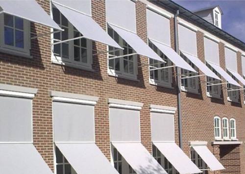 37833276_933771533491728_4672601518111719424_n Houd de zon buiten met onze zonwering