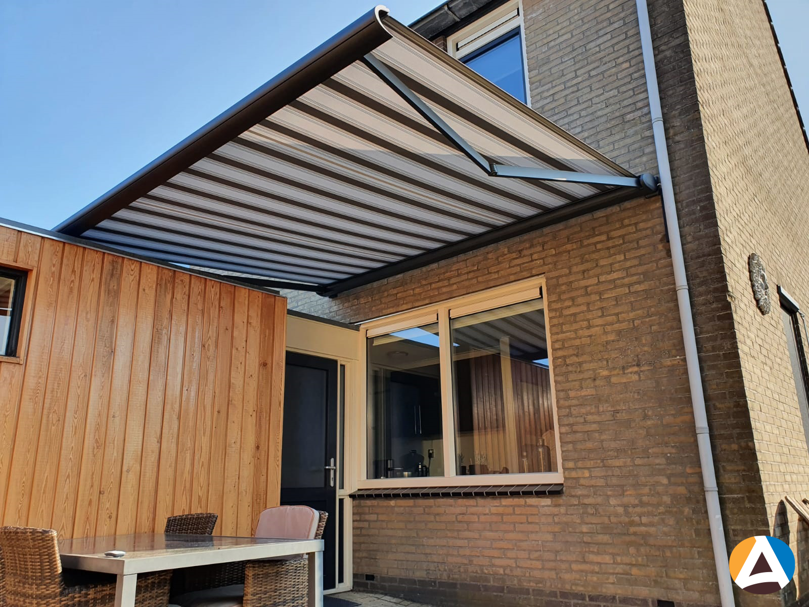 Allround-Zonwering-Gaudi-300-4 Buiten Zonwering