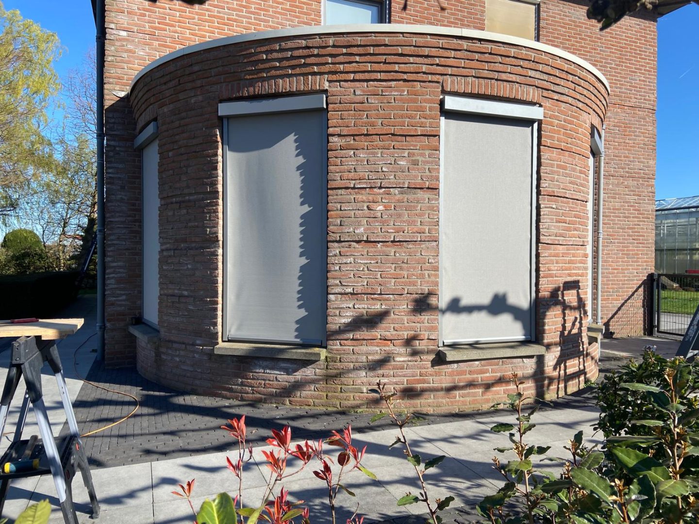 IMG-20250401-WA0002-1440x1080 Houd de zon buiten met onze zonwering
